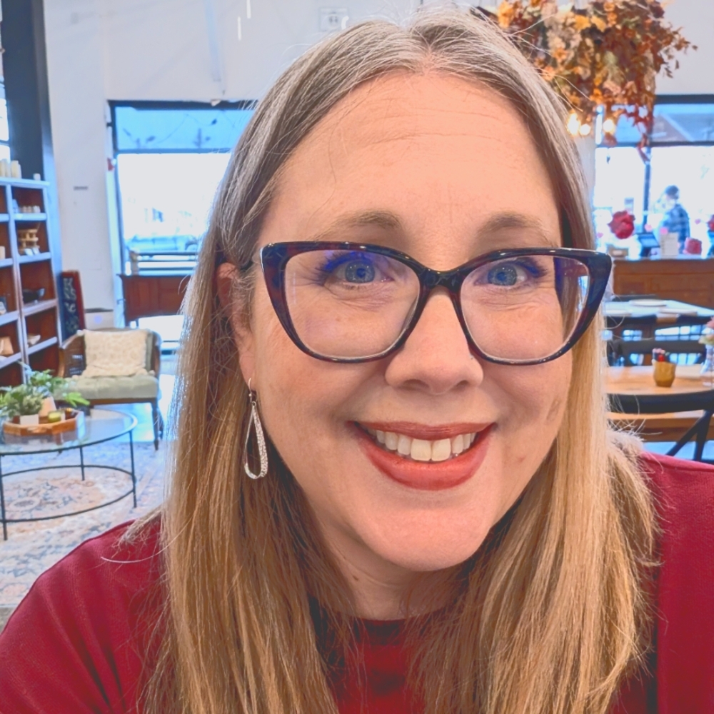 Meet your Posher, Jennifer